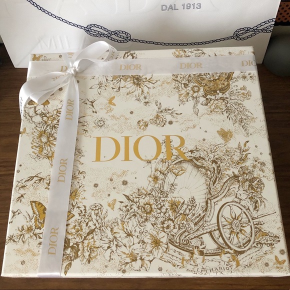 CHRISTIAN DIOR 8' BOMBER JACKET - Picture 5 of 6